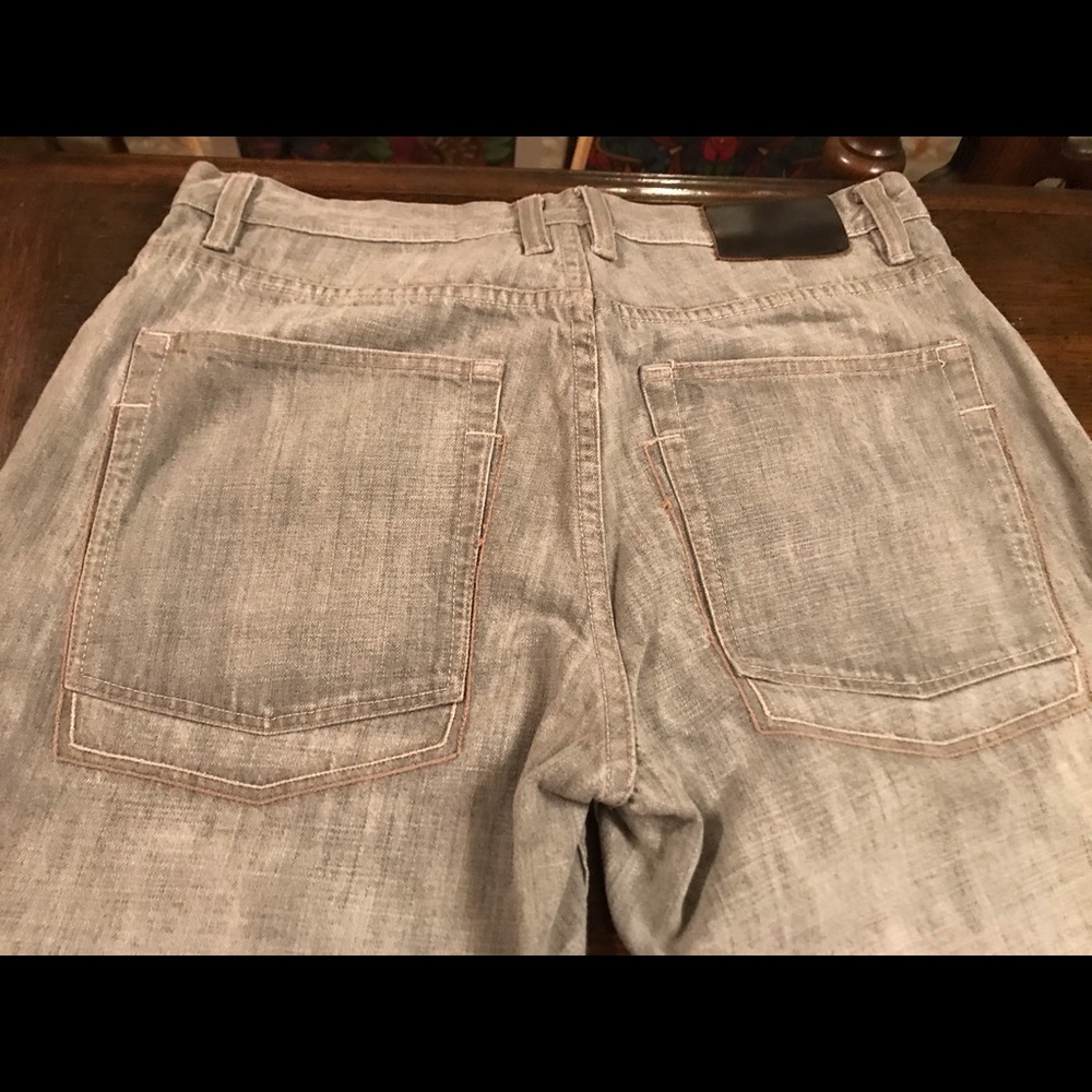 SEAN JOHN grey cotton jeans.Size 32/32. Boot cut
